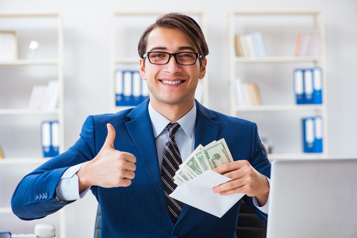 “Je gagne 14 027€ par mois” : Ces métiers avec les + gros salaires de France (classement)