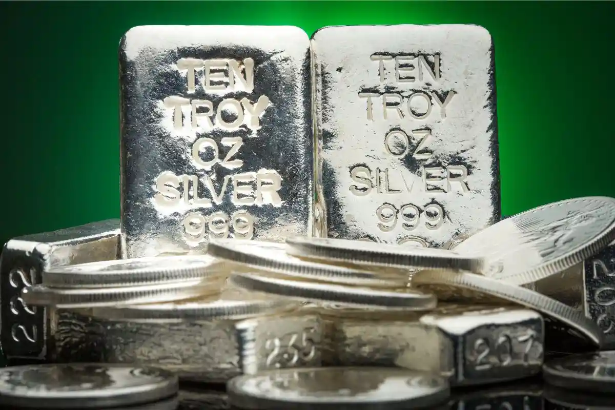2024 : L’argent-métal, le nouveau roi des investissements face à l’or !