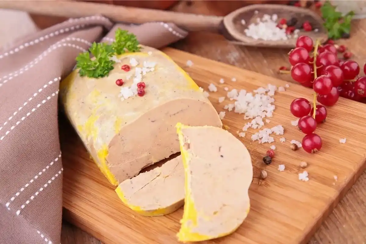 Vol de Foie Gras en Normandie : L’Acte de Revanche Qui Mène Derrière les Barreaux